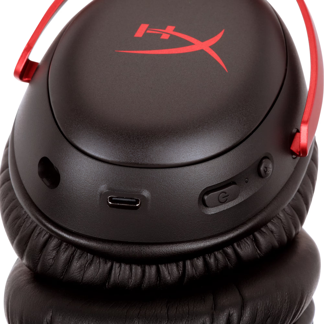 HyperX Cloud III Wireless Gaming Headset - Red — 01